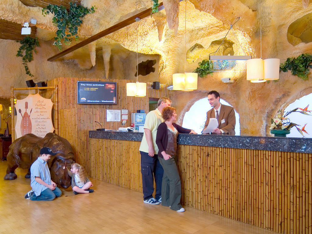 Magic Aqua Rock Gardens Hotel Benidorm Interior photo